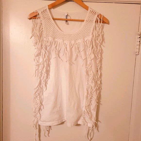 Monoreno Tops - Sleevless shirt
